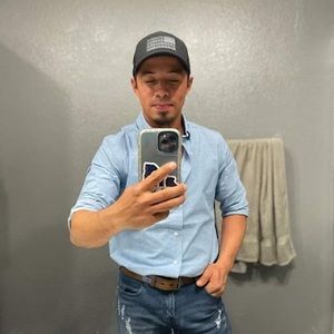 Meet your Posher, Felix roberth